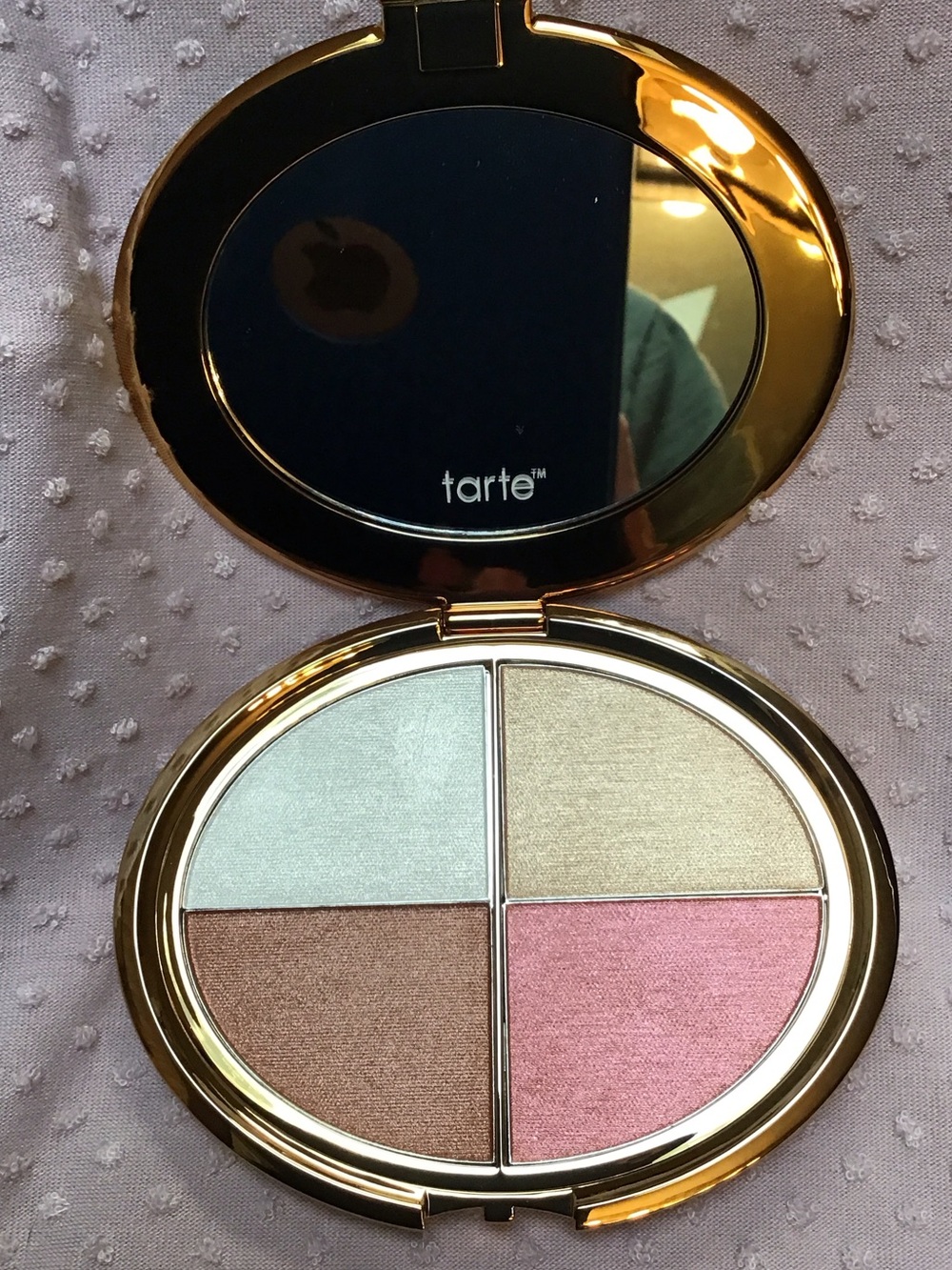 TARTE highlighter palette. Sheer shades of white, gold, pink and bronze. - Picture 3 of 6